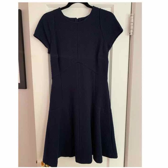 Banana Republic Dresses & Skirts - Banana Republic Skater Dress Banana Republic Dresses & Skirts - Banana Republic Skater Dress